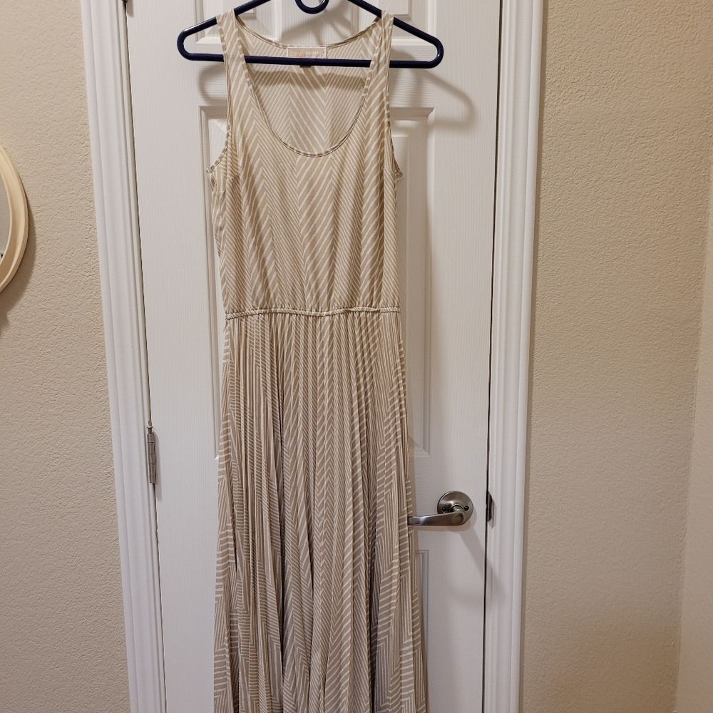 Michael Kors Pleated Summer Dress S